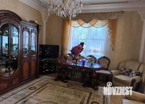 Дом 266м², 2-этажный, участок 4 сот.  