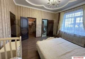 Дом 306м&sup2;, 2-этажный, участок 9 сот.  