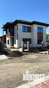 Дом 180м², 2-этажный, участок 4 сот.  