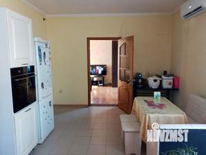 Дом 98м&sup2;, 2-этажный, участок 6 сот.  