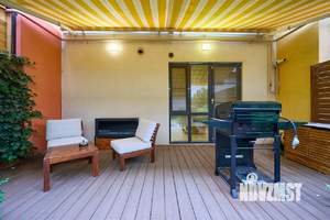 Таунхаус 60м&sup2;, 2-этажный, участок 90 сот.  