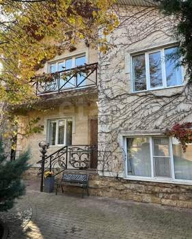 Дом 170м², 2-этажный, участок 8 сот.  