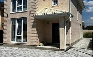 Дом 160м&sup2;, 2-этажный, участок 5 сот.  