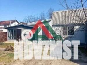 Дом 28м&sup2;, 1-этажный, участок 4 сот.  