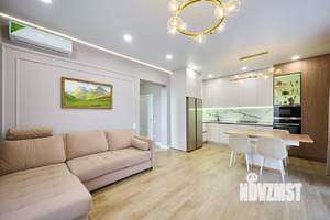 Дом 121м², 2-этажный, участок 4 сот.  