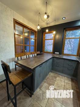 Дом 126м², 4-этажный, участок 2 сот.  