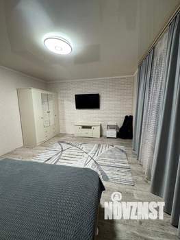 Дом 165м&sup2;, 1-этажный, участок 3 сот.  