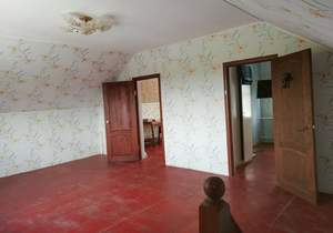 Дом 100м&sup2;, 2-этажный, участок 3 сот.  