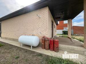 Дом 167м&sup2;, 2-этажный, участок 4 сот.  