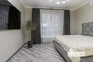 Дом 102м&sup2;, 1-этажный, участок 6 сот.  