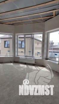 Дом 130м&sup2;, 2-этажный, участок 4 сот.  