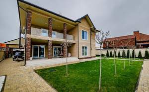 Дом 450м², 2-этажный, участок 10 сот.  