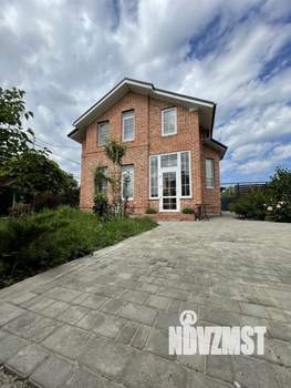 Дом 130м&sup2;, 2-этажный, участок 4 сот.  