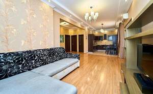 Дом 245м&sup2;, 1-этажный, участок 8 сот.  