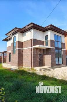 Дом 182м&sup2;, 2-этажный, участок 10 сот.  