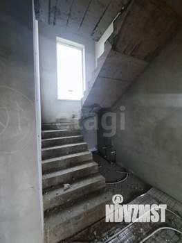 Дом 173м&sup2;, 2-этажный, участок 6 сот.  