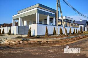 Дом 240м², 2-этажный, участок 4 сот.  