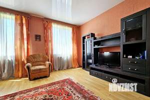 Дом 123м², 2-этажный, участок 6 сот.  