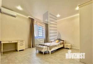 Дом 160м², 2-этажный, участок 4 сот.  