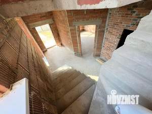 Дом 177м&sup2;, 2-этажный, участок 5 сот.  