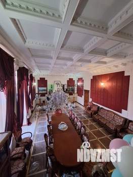 Коттедж 879м&sup2;, 2-этажный, участок 12 сот.  