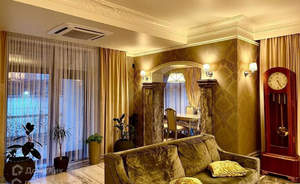 Дом 300м&sup2;, 2-этажный, участок 9 сот.  