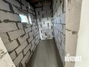 Дом 100м&sup2;, 2-этажный, участок 6 сот.  