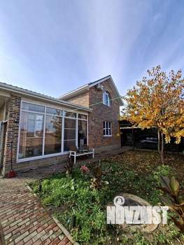 Дом 190м², 2-этажный, участок 6 сот.  