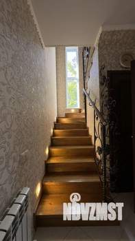 Дом 140м&sup2;, 2-этажный, участок 4 сот.  