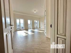 Дом 550м², 2-этажный, участок 11 сот.  