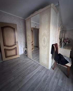 Дом 380м&sup2;, 2-этажный, участок 4 сот.  