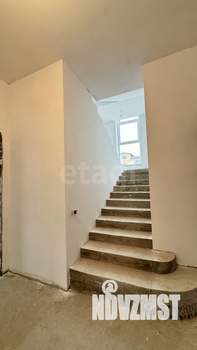 Дом 240м², 2-этажный, участок 8 сот.  