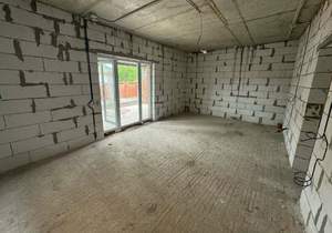 Дом 220м&sup2;, 2-этажный, участок 4 сот.  