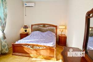 Дом 209м&sup2;, 2-этажный, участок 6 сот.  