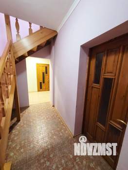 Дом 197м², 3-этажный, участок 4 сот.  