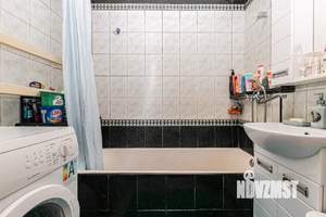 Дом 175м&sup2;, 3-этажный, участок 1 сот.  