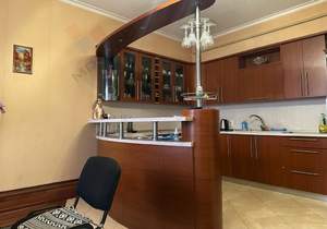 Дом 271м², 2-этажный, участок 4 сот.  