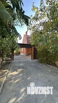 Дом 180м², 2-этажный, участок 6 сот.  