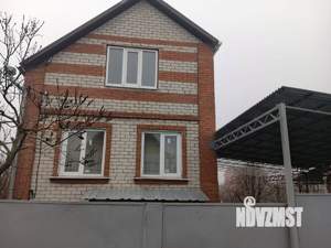 Дом 140м&sup2;, 3-этажный, участок 5 сот.  