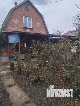 Дом 60м&sup2;, 2-этажный, участок 4 сот.  