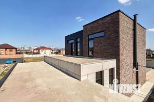 Дом 190м&sup2;, 2-этажный, участок 4 сот.  