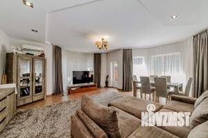 Дом 250м&sup2;, 2-этажный, участок 6 сот.  