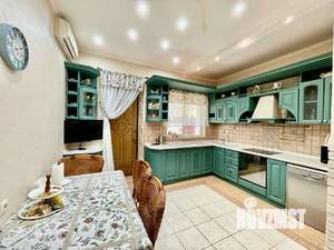 Дом 190м², 2-этажный, участок 2 сот.  