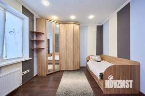 Таунхаус 100м², 2-этажный, участок 100 сот.  