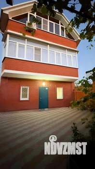 Дом 198м², 3-этажный, участок 5 сот.  