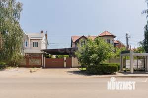 Дом 275м², 3-этажный, участок 6 сот.  