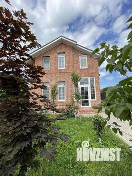 Дом 130м&sup2;, 2-этажный, участок 4 сот.  