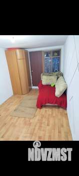 Дом 50м², 3-этажный, участок 4 сот.  