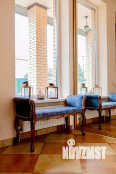 Коттедж 300м², 3-этажный, участок 10 сот.  