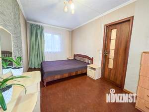 Дом 60м&sup2;, 2-этажный, участок 6 сот.  